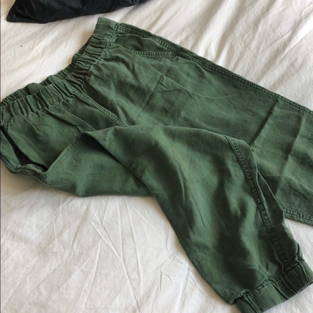 Jcrew olive linen pant with cinched ankle